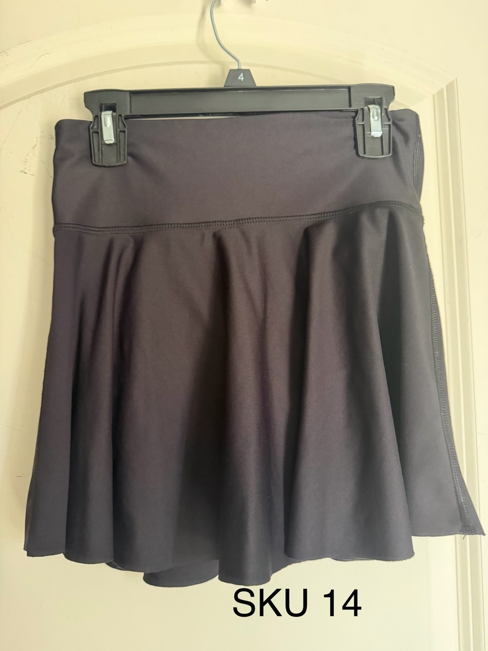 Old navy XL(14/16) go dry cool Active USA Black Circle Skater power soft Skirt‎